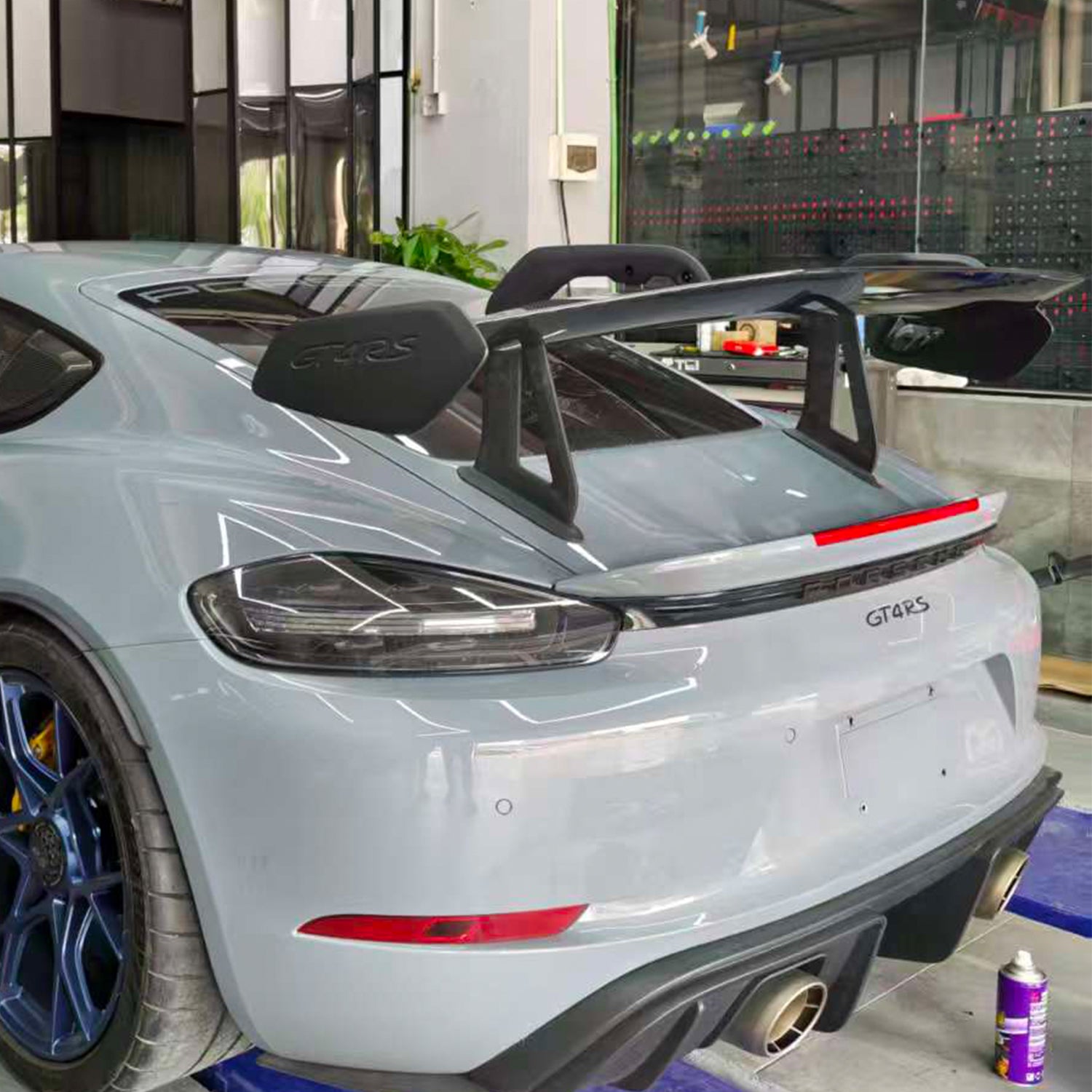 Best Performance Kit for Porsche 718 GT4, F1 Track Tested