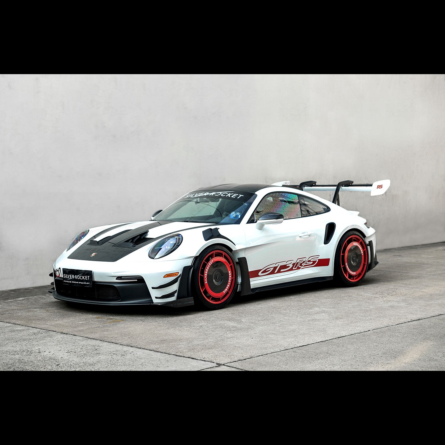 SR DRY CARBON FIBER AERODISC (for OEM MAGNESIUM FRONT RIMS